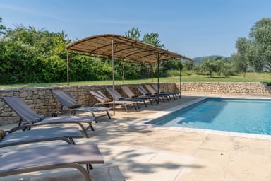 Exceptional view for this bastide to rent in St Saturnin d'Apt