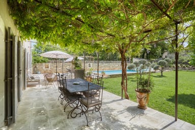 Absolute ontspanning voor deze huurwoning in het hart van de Luberon