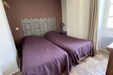 For rent in the heart of Bonnieux swimming pool private terrace