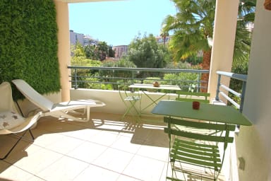 Equipped and sunny terrace