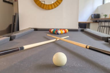 Imaginez-vous en train de profiter d'un billard entre amis