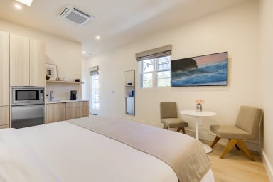 King-size bed, sleeps 2 and Kitchenette with Nespresso and Mini Fridge