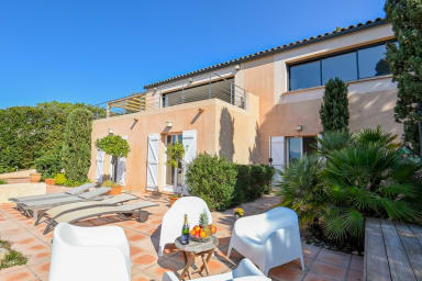 Terrasse / Terrace