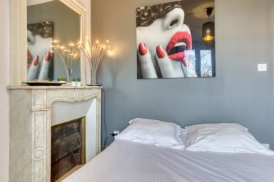 Lit Double avec surmatelas pour de douces nuits