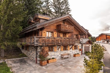 location-luxe-chalet-igloo-courchevel-1850-exterieur