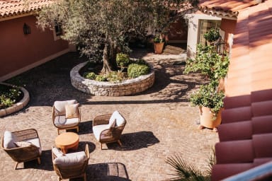 location-prestigieuse-villa-boussole-cote-dazur-exterieur