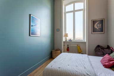 Cinquième chambre équipée d'un lit double