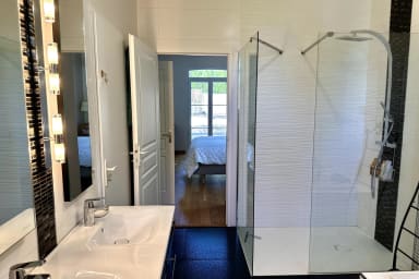 Salle de bain 1 privée
