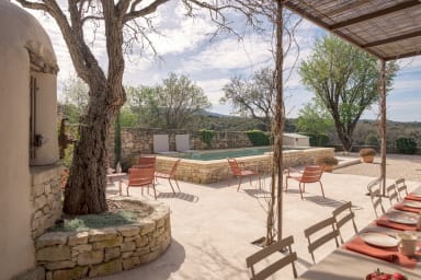 reserver-villa-castille-bien-location-kids-friendly-venasque-pioma-home