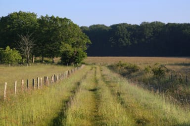 book-maison-diecisiete-property-rental-kid-friendly-rambouillet-pioma-home