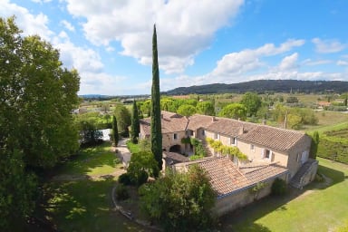 La Ferme Blanche in Cabrières d'Avignon