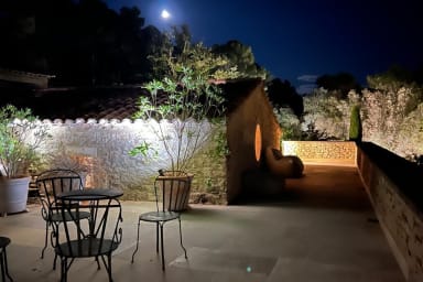 The perfect spot for a night cap