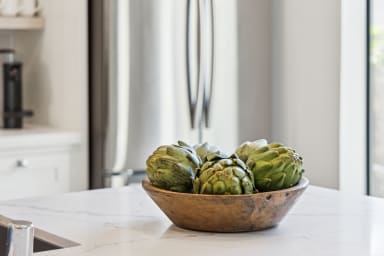 Full kitchen: Nespresso, fridge, stove/oven, plates and utensils, dishwasher