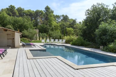 Piscine les Gardis AIR PROPERTY PROVENCE