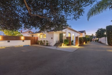 Charming boutique in the heart of downtown Santa Barbara