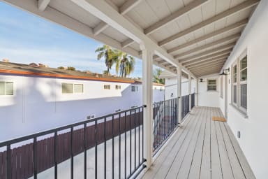 Unit 3 is located on 2nd floor and is accessible by stairs