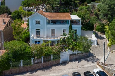 Character Villa – Sea View, Pool & Private Parking