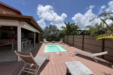 Photo de Villa en location saisonnière à Sainte-Anne en Guadeloupe 