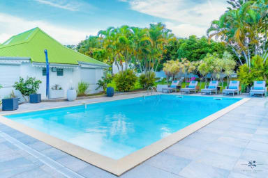 Photo de Villa en location saisonnière à Baie-Mahault en Guadeloupe 
