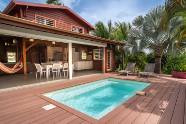 Photo de Villa en location saisonnière à Sainte-Anne en Guadeloupe
