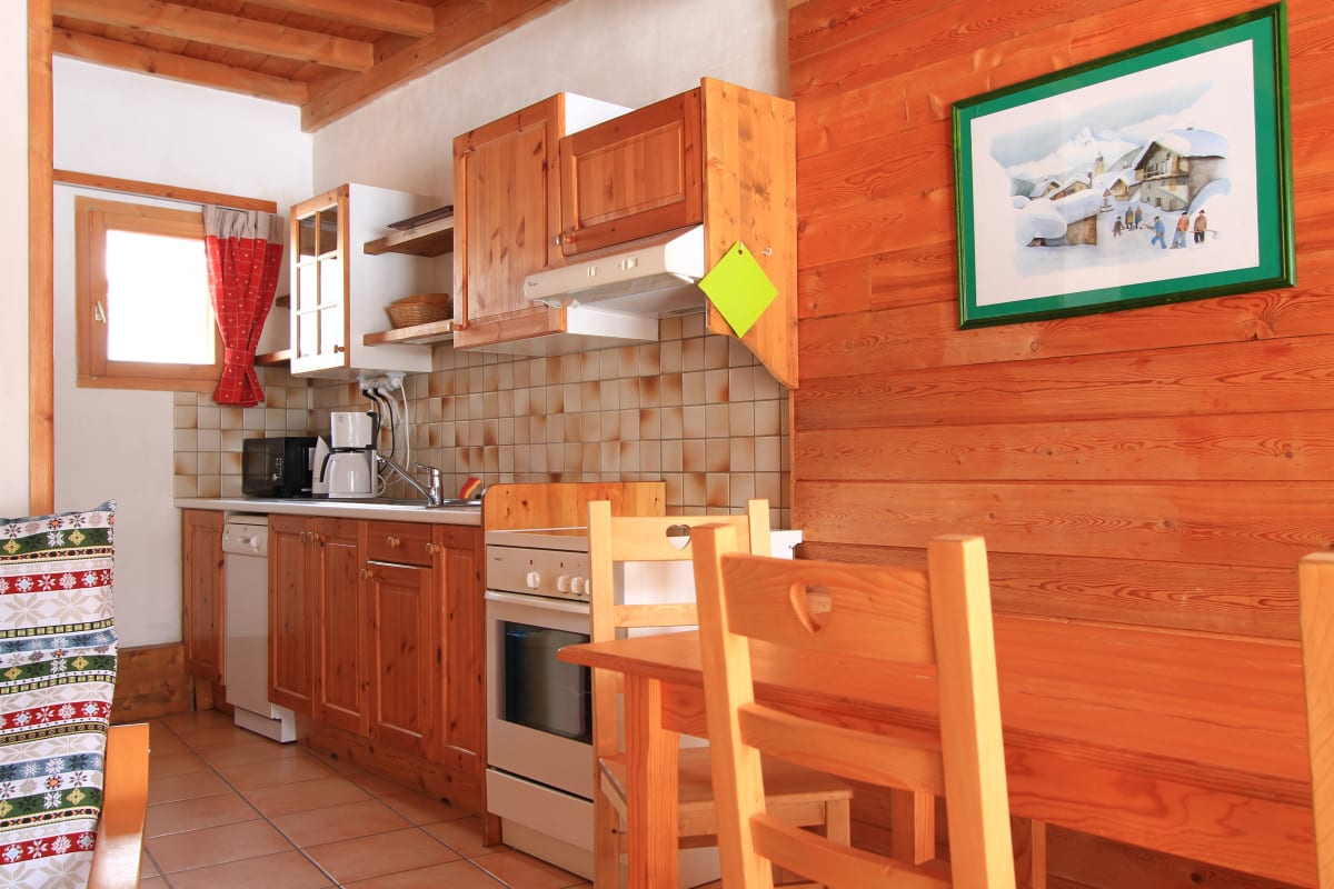  immobilier  Chalet Le Gouroùn  Hameau des Chazals Nevache Hautes Alpes