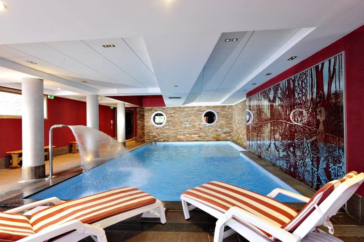  immobilier  Risoul - Appart 100 - Piscine/Sauna - WIFI - Super équipé - Pied des pistes