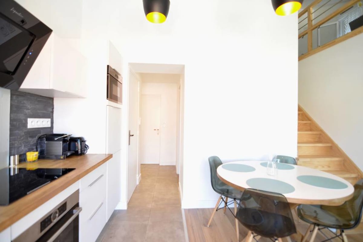  immobilier  Coco Elaura : Duplex moderne avec 2 chambres et un balcon à Biarritz