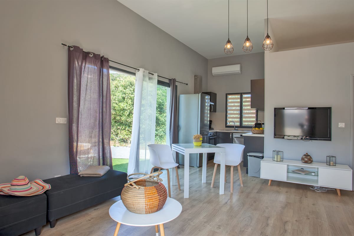 Casa Sol  location de vacances indépendante à Calvi  moins de 2km plage