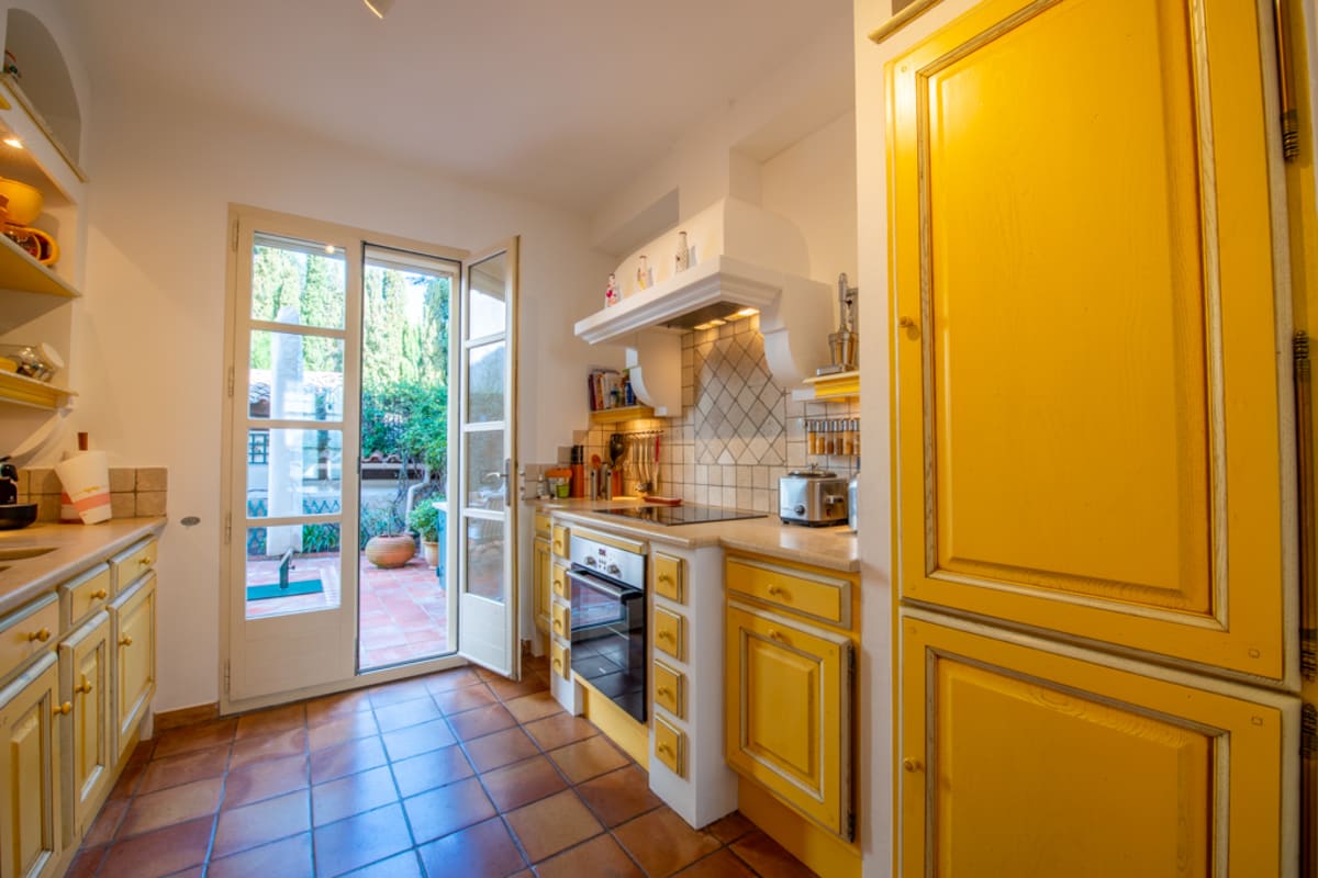 Maison   Maison 135 m2 • Vue château • Grimaud village