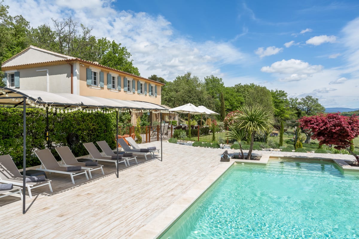 Maison La Bastide Vallonia — Luxe et Sérénité au cœur du Luberon. 