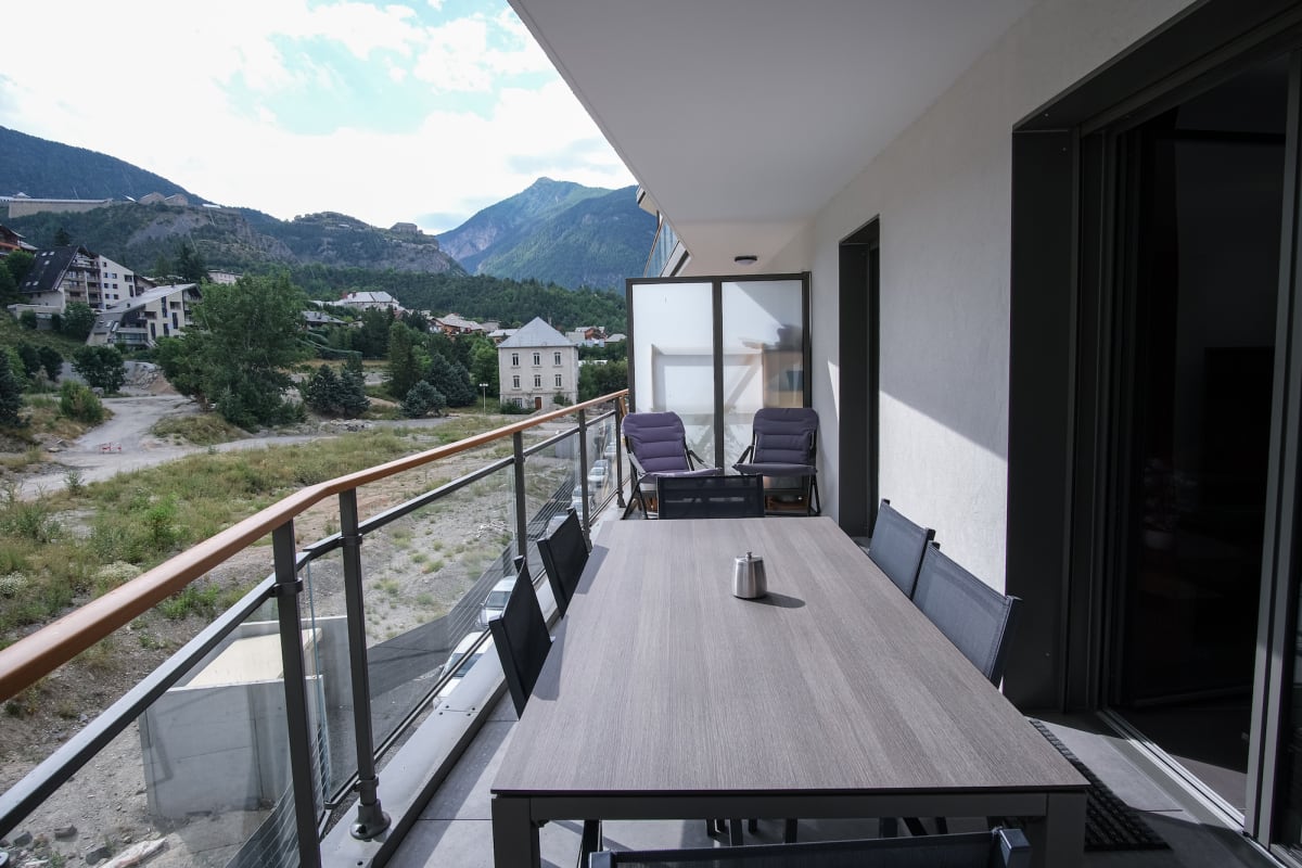 Superbe Appt Avec Deux Terrasses à Briançon