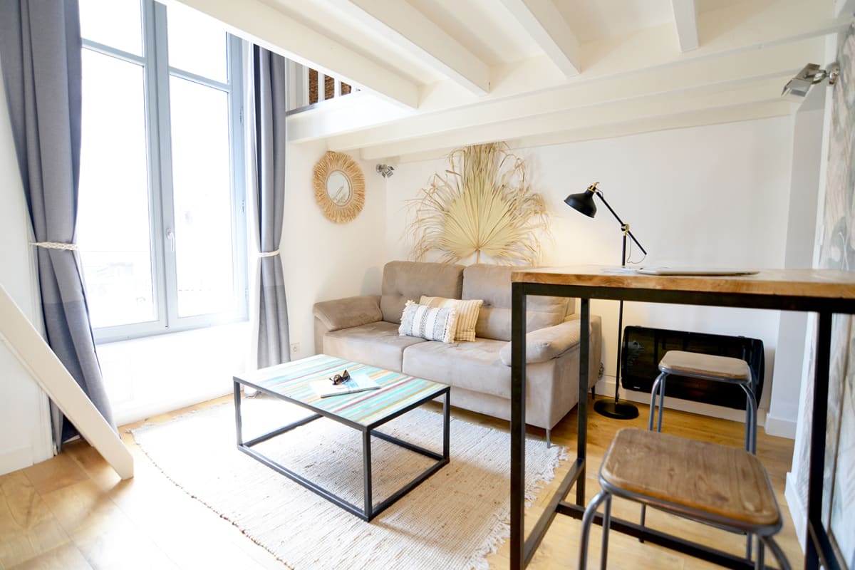  immobilier  Helder - Charmant Studio avec Mezzanine