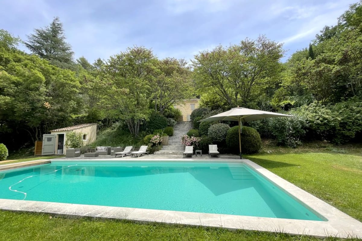 Maison   "Le Mas des Oliviers: Esprit provençal authentique"