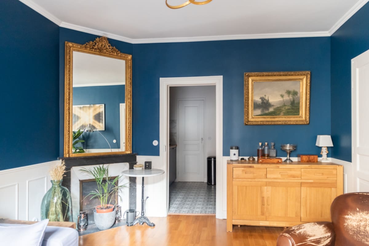  immobilier  Beau T2 refait à neuf proche Place du Trocadéro