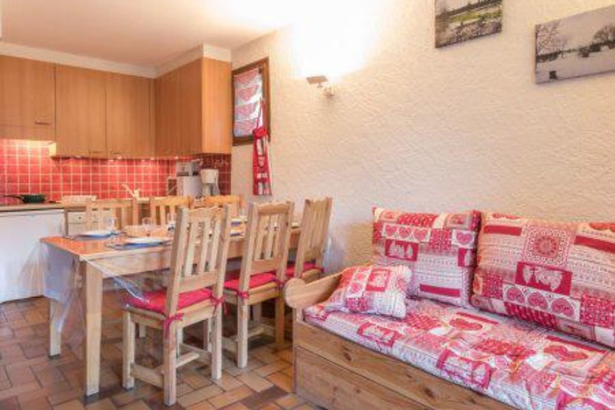  immobilier  Cocon avec jardin et belle vue sur la montagne 