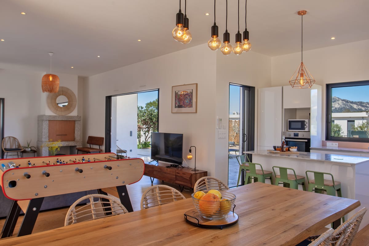 Immobilier Casa Vostra avec piscine, au Calme, à 7 min des plages de Sable et de Calvi  