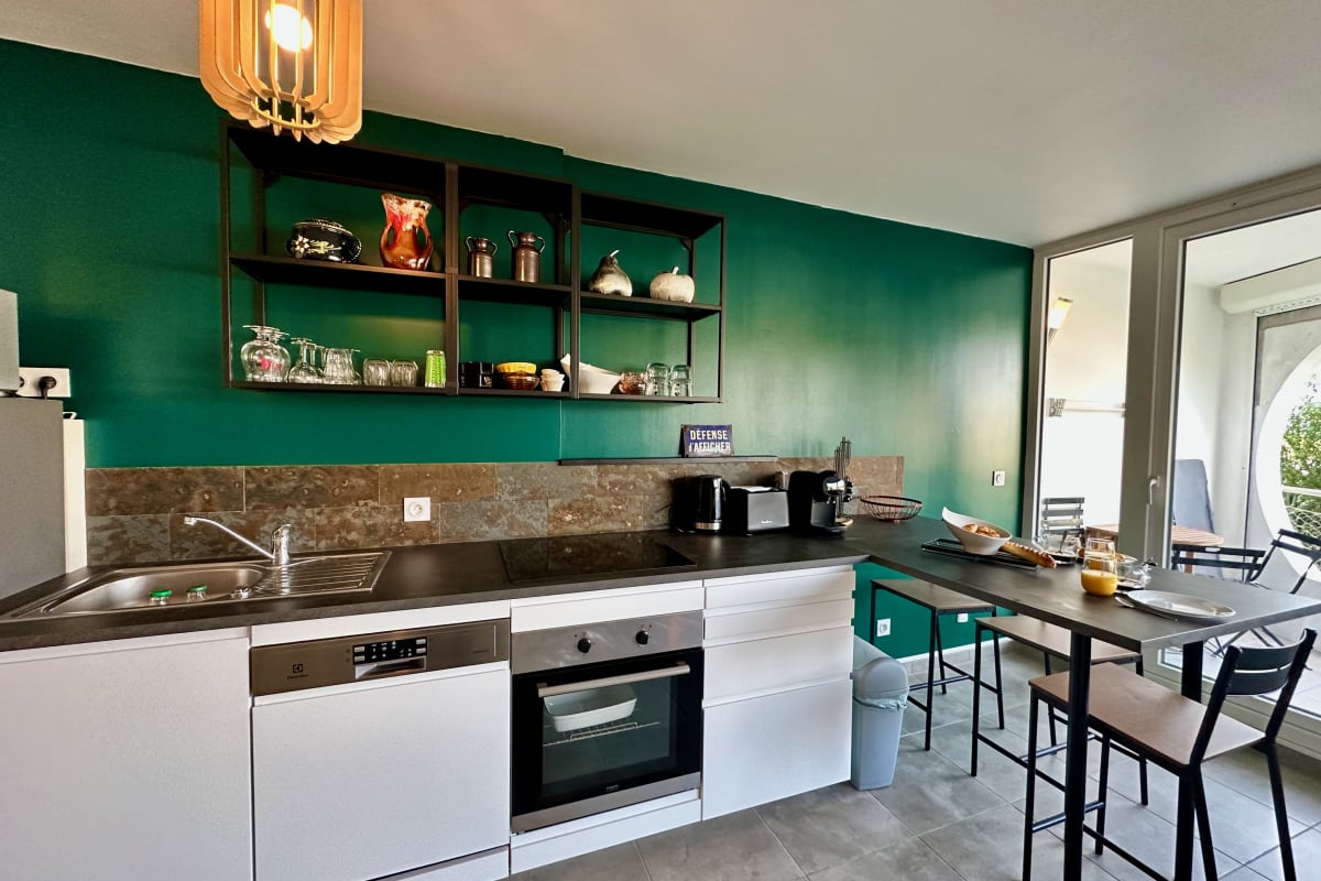Appartement   L'Emeraude au soleil : Studio avec coin nuit dans résidence sur la plage 