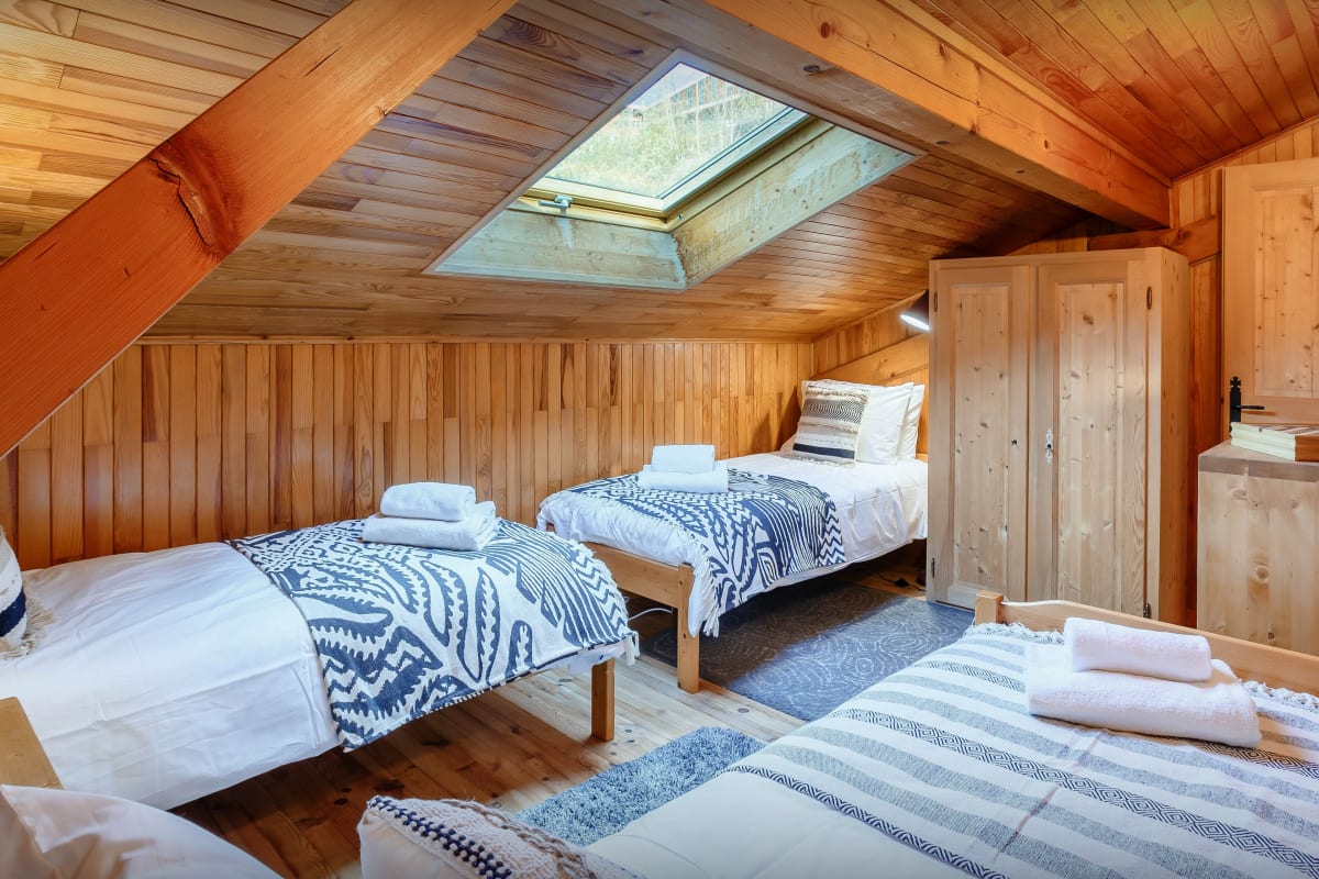 Chalet   Cœur de Morzine & vue sur la vallée - OVO Network