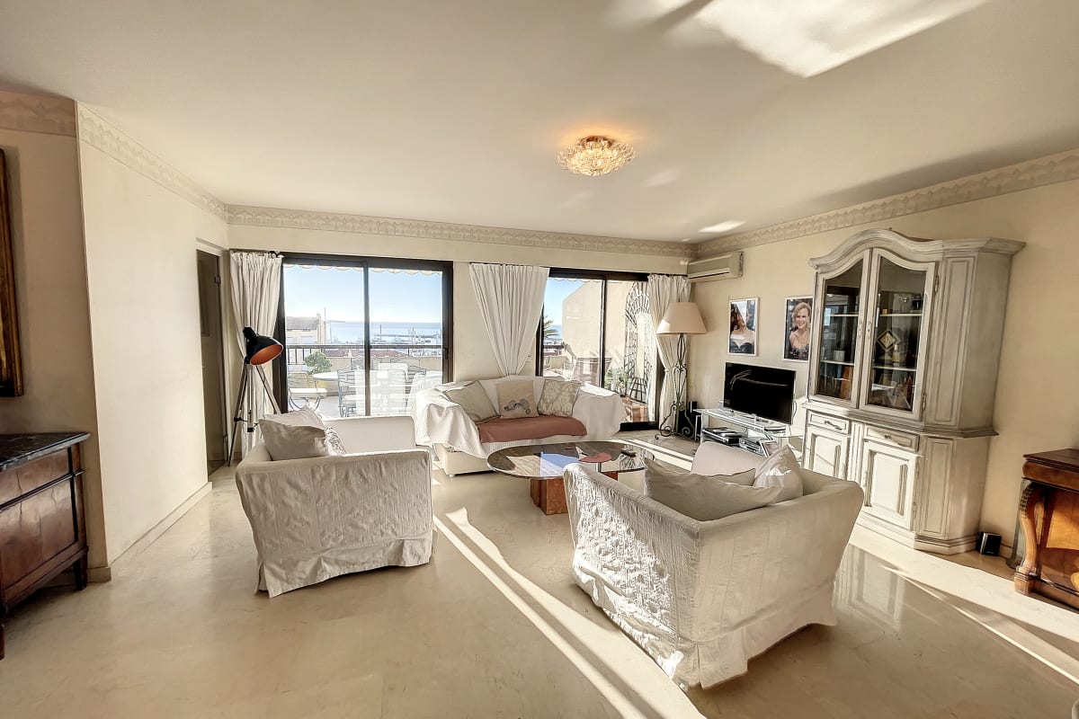Appartement   4 pcs terrasse vue mer panoramique Baie Cannes à vos pieds Olam Properties