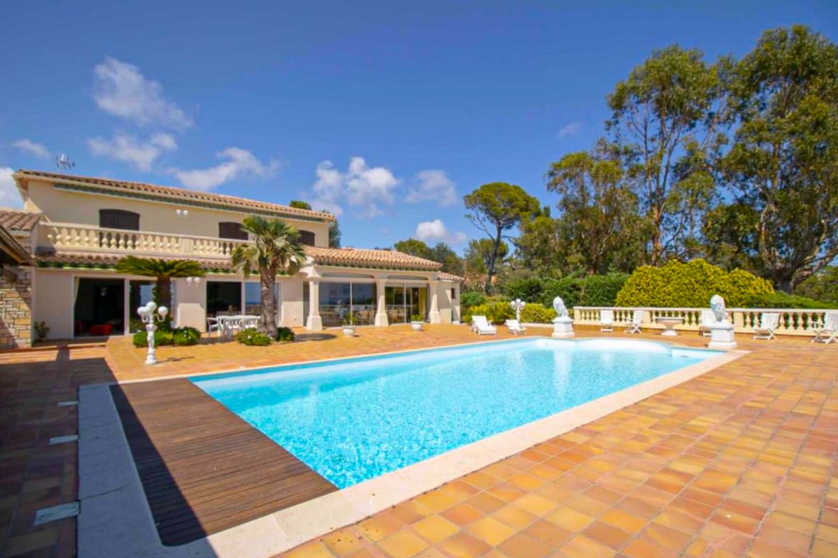  Maison Sublime Villa 10 pers, 3 min des plages, Piscine  