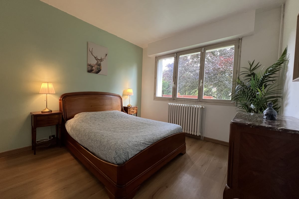 Immobilier Clos de la Gare, jardin spacieux, BBQ, 3min gare  