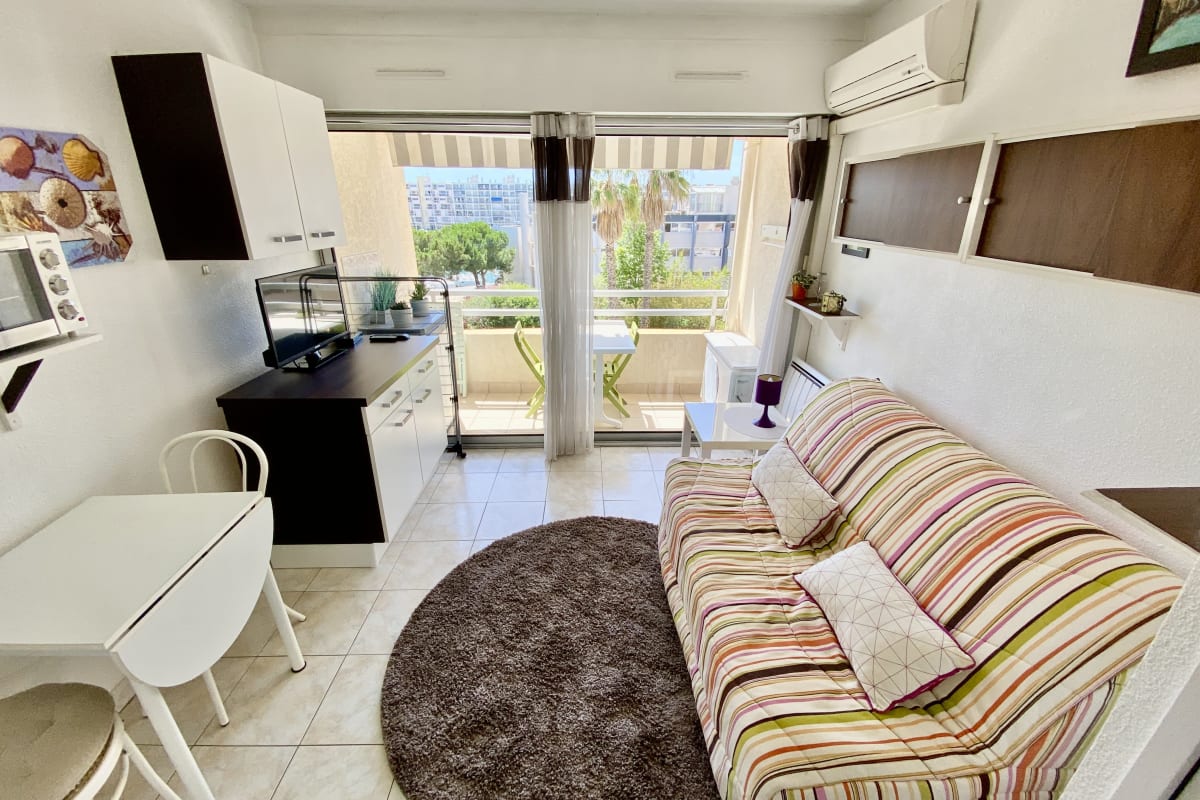  immobilier  Charmant studio proche du port
