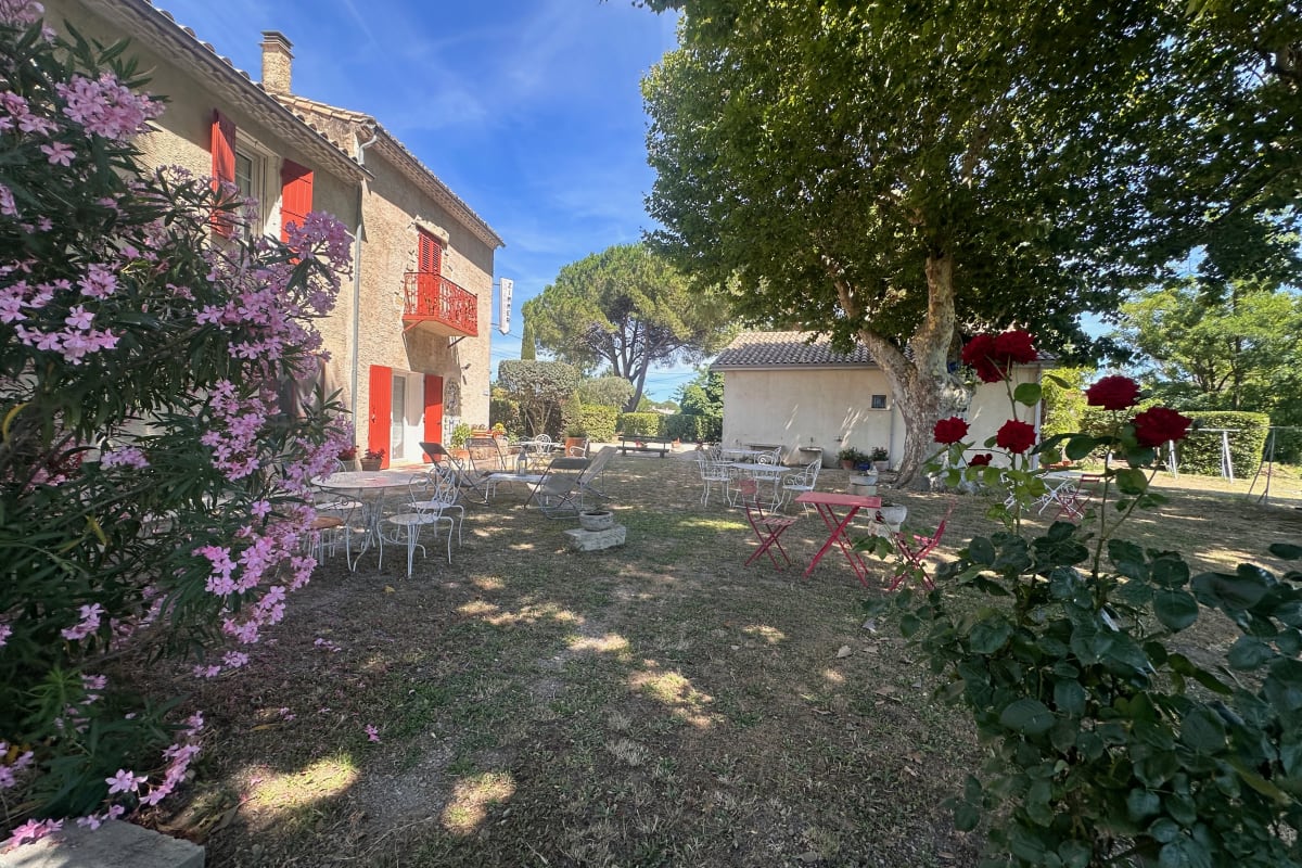 Gîte du Mas - Charmant Gîte provençal avec jardin commun 