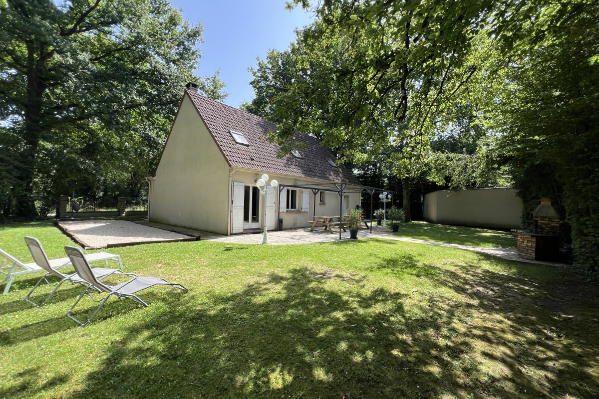 Villa 14Pers, grande Terrasse, BBQ, babyfoot, Sono