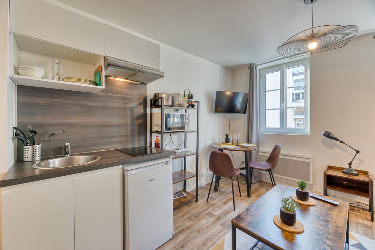 Immobilier Le Rémi : studio rénové au coeur de Rouen  
