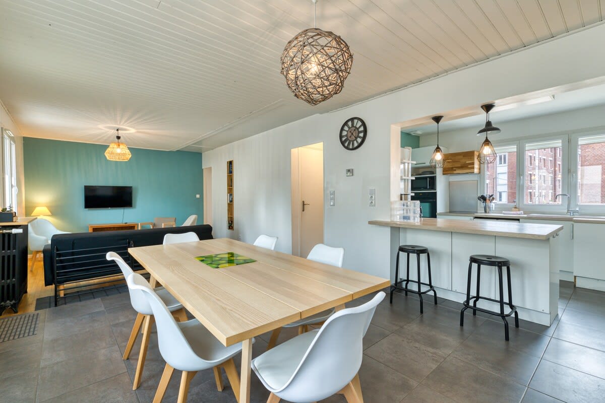 Maison Céline - Belle Maison moderne