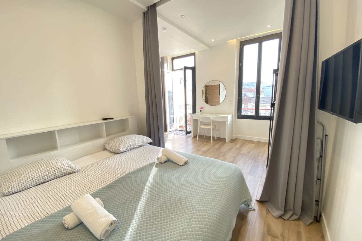  immobilier  06CJ : Bel appartement au coeur de Cannes 