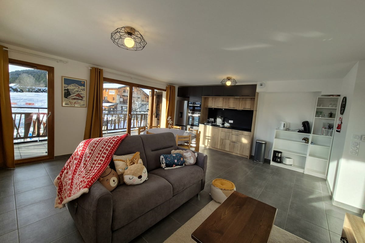  immobilier  Spacieux appartement au pied des pistes 