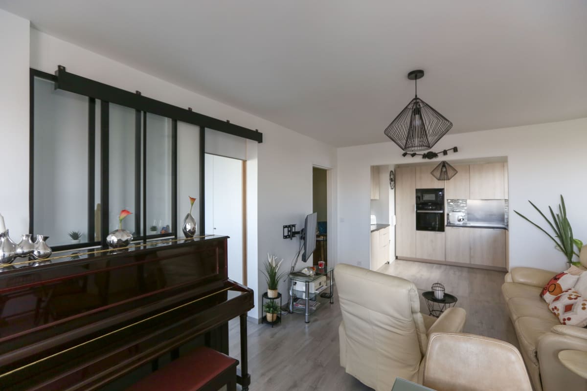 Immobilier Joli appartement avec balcon au Pré-Saint-Gervais  