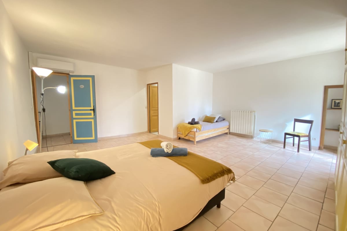 Ferme 84B7 - Logement dans Mas de charme du XVIIIème siècle 